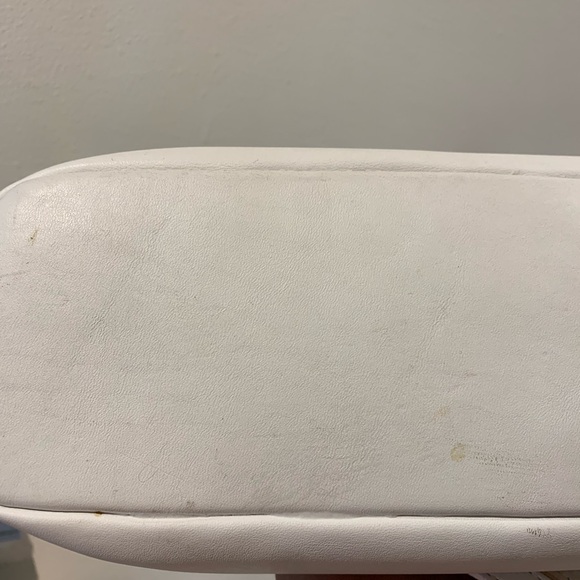 VNTG COACH LEGACY WEST CLASSIC SHOPPER WHITE LEATHER 9813 SILVER HARDWARE RARE - Picture 13 of 14